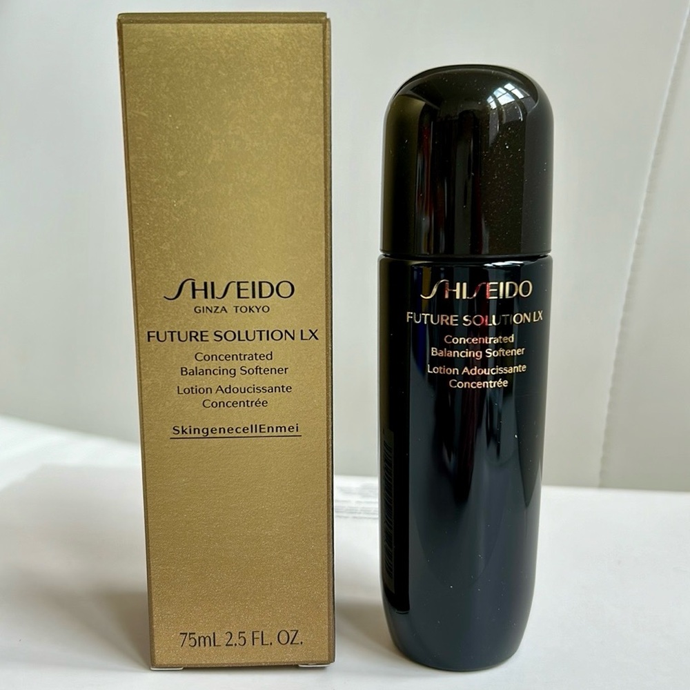 Shiseido Future Solution LX Concentrated Balancing Softener